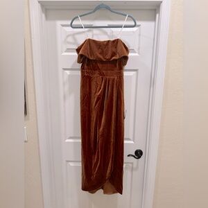 Lulus- NEVER WORN- DRESS - SIZE SMALL